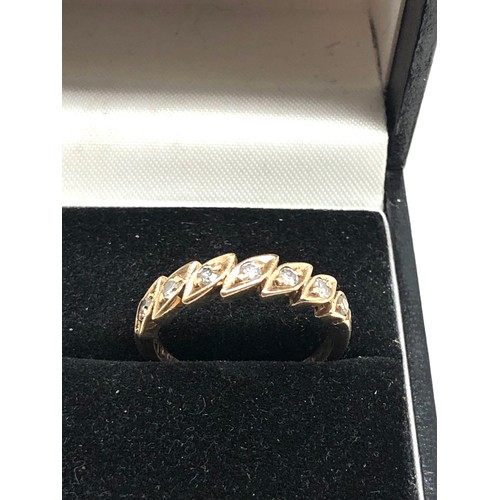 128 - 9ct gold diamond ring weight 3g