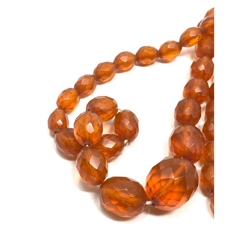 379 - Antique prystal bakelite faceted graduated bead necklace (35g)