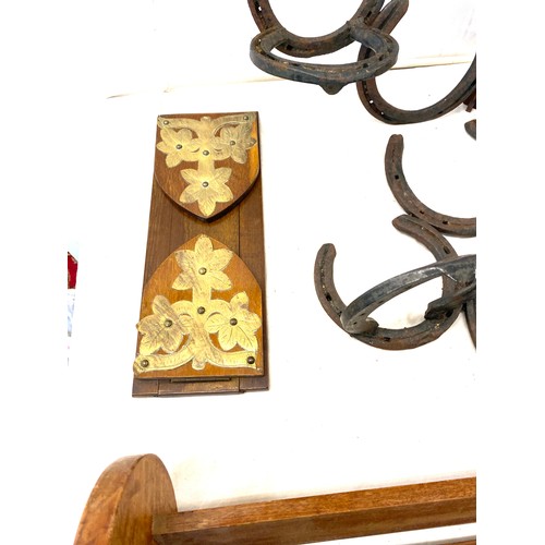 199 - Selection of miscellaneous includes dominos, cigarette box, horse shoe wall mounts etc