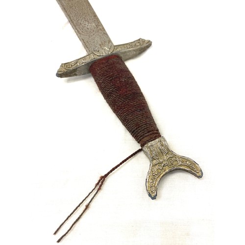 568 - Scimitar sword