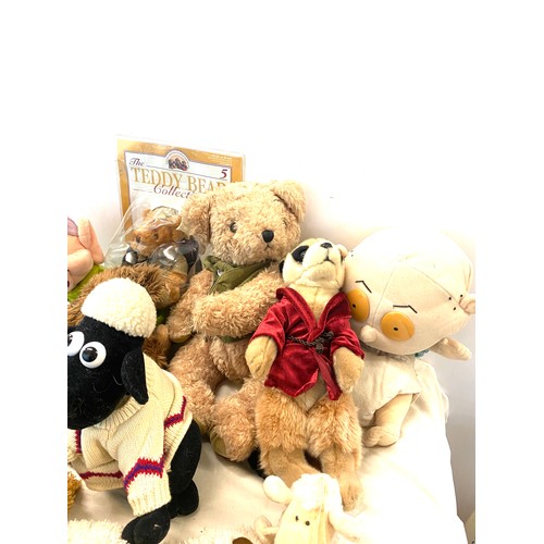 290 - Large selection of teddy bears includes sleepy, shaun the sheep etc