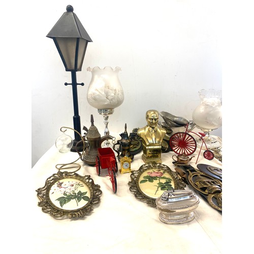 209 - Large selection of metal items includes brass ware, miniature dallas etc