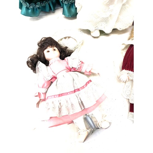 211 - Selection of vintage and later pot dolls