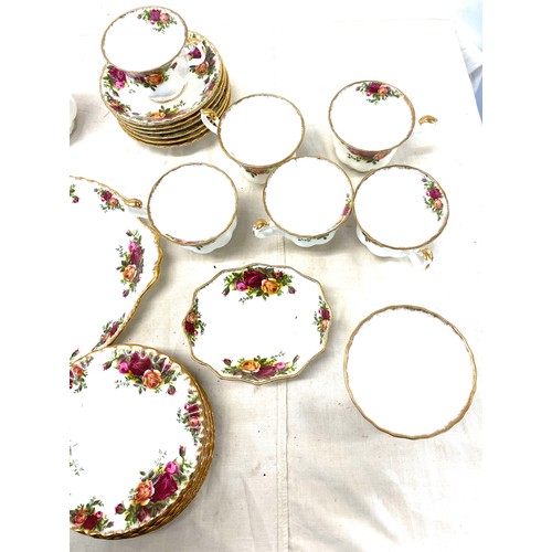 202 - Part Royal Albert tea service 23 pieces includes cups saucers etc