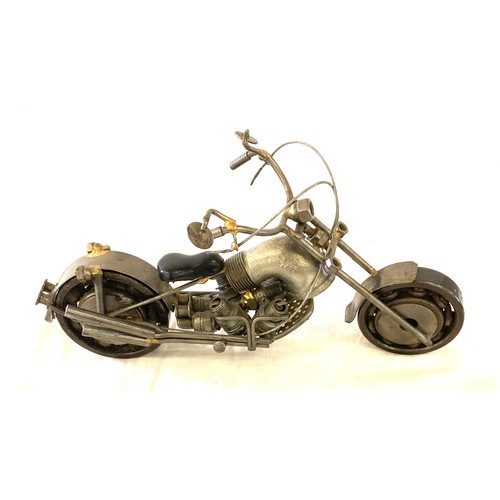 194 - Metal motorbike model length approx 12