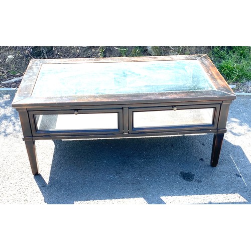 444 - Wooden and glass display coffee table measures approx 18