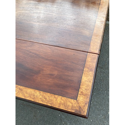 433 - Mahogany pembrooke table, inlaid, approximate measurements: Height 28 inches, Width 33 inches, Depth... 