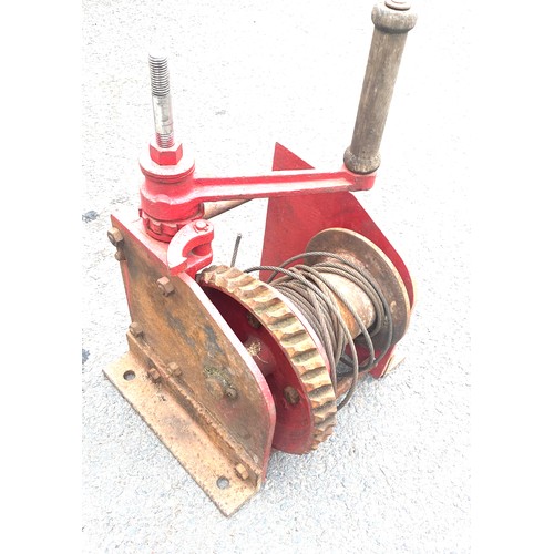 479 - Large hand winch