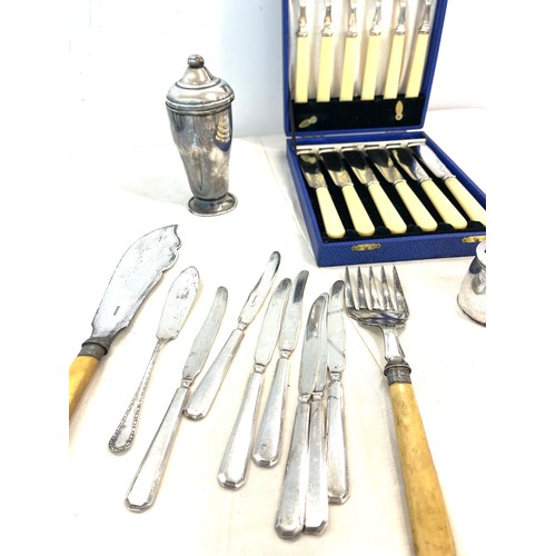 566 - Selection silver plated items to include cutlery etc