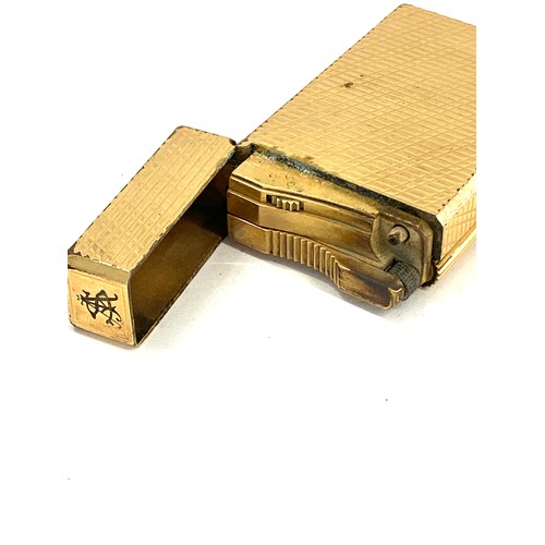 543 - Gold plated cigarette lighter by Dupont Paris