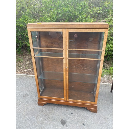 462 - Mahogany glazed china cabinet, approximate measurements: Height 50 inches, Width 36 inches, Depth 10... 