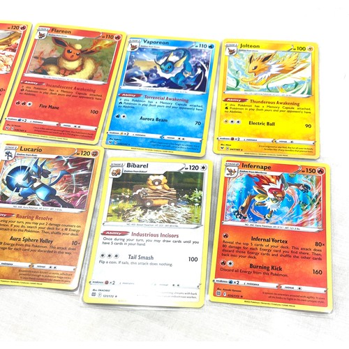 500 - Pokemon cards, 2020-2022 and Holo cards, mint condition to include Moltres, Vaporeon, Jolteon, Flare... 