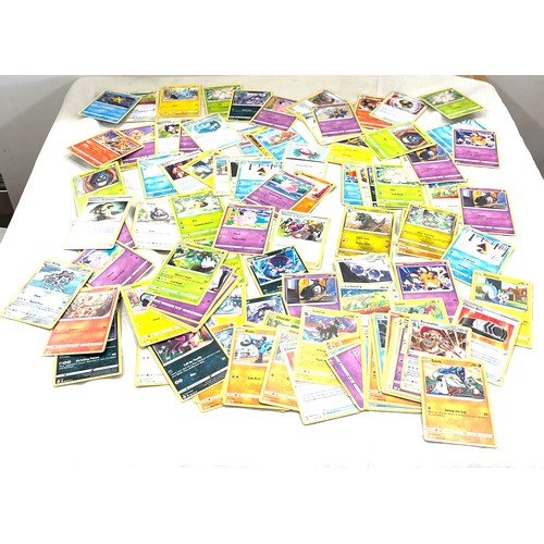 491 - Large selection of Pokemon cards