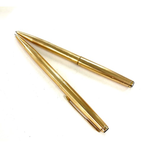 485 - Gold tone Parker pen and pencil set