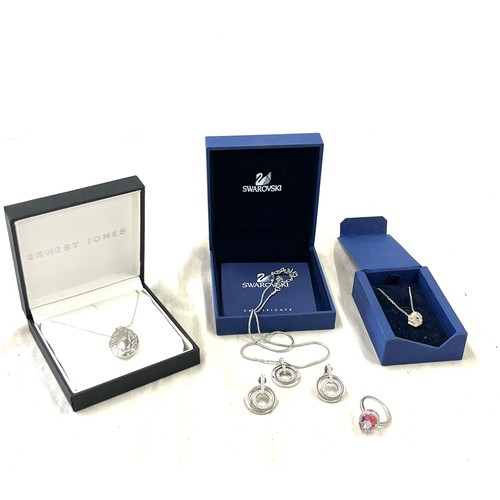 536 - Selection ladies jewellery to include silver locket, silver stone set ring, swarovski sets etc