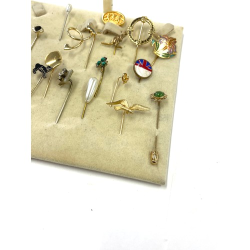 483 - Selection of vintage and later stick pins