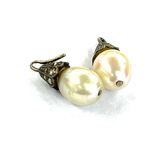 511 - Antique 19th century natural pearl and rose cut diamond earrings