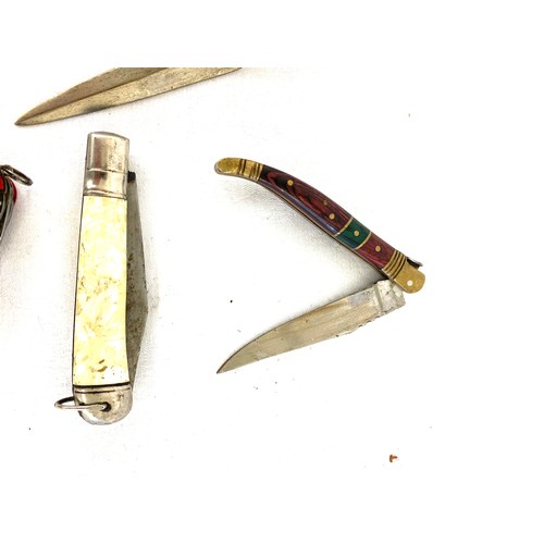 483 - Selection of vintage pocket knifes etc