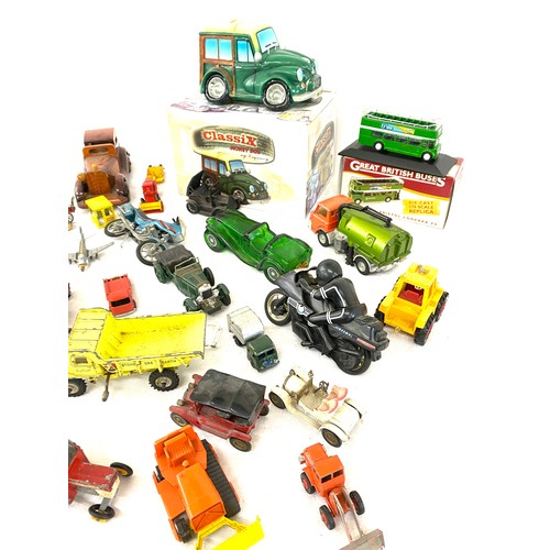 232 - Selection of vintage and later diecast vehicles to include a Dinky etc