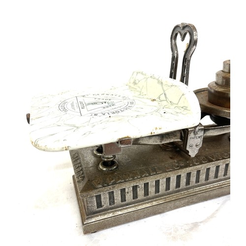 131 - Vintage W Parnall kitchen scales with weights