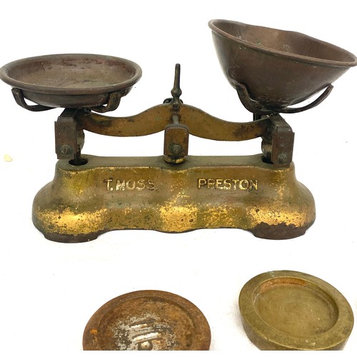 103 - Set antique sweet scales, T Moss Preston with weights