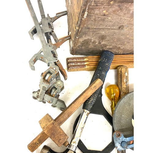 323 - Large selection vintage tools to include sharpener, planes etc