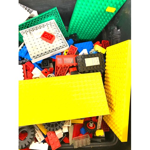 297A - Large selection of assorted lego with a keenets container