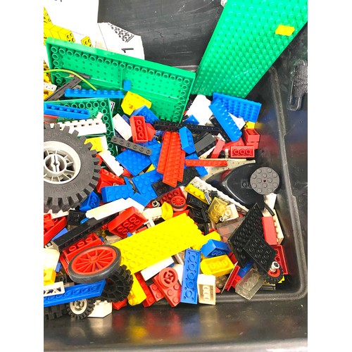 297A - Large selection of assorted lego with a keenets container