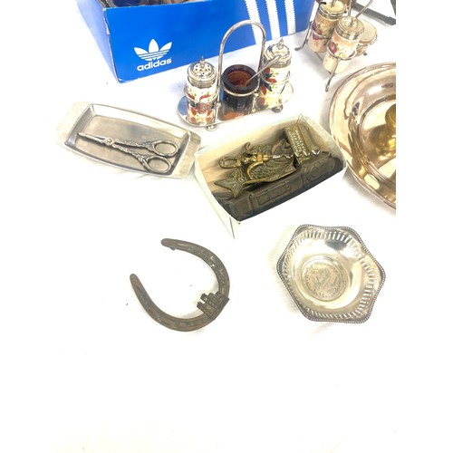 190 - Selection of brass and silver plated items