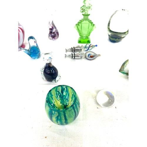 10 - Selection of assorted glassware to include Mdina glass, paper weights, vases etc