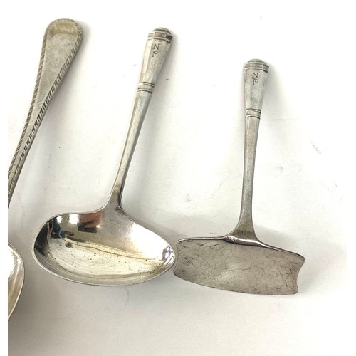 507 - Selection of silver spoons to include a caddy spoon etc, total weight 82g