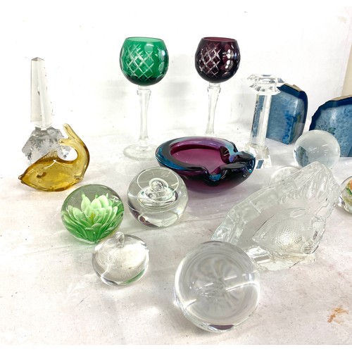 267 - Selection of art glass to include signed paperweight, bohemian glass etc