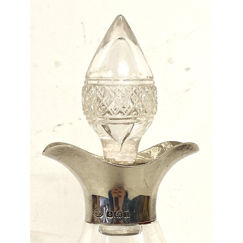 468 - Silver top glass vinaigrette with stopper