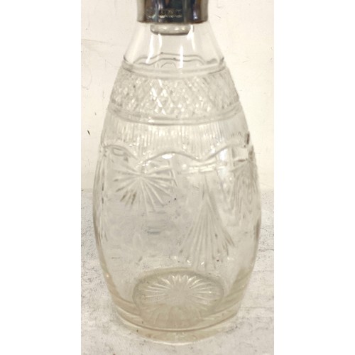 468 - Silver top glass vinaigrette with stopper