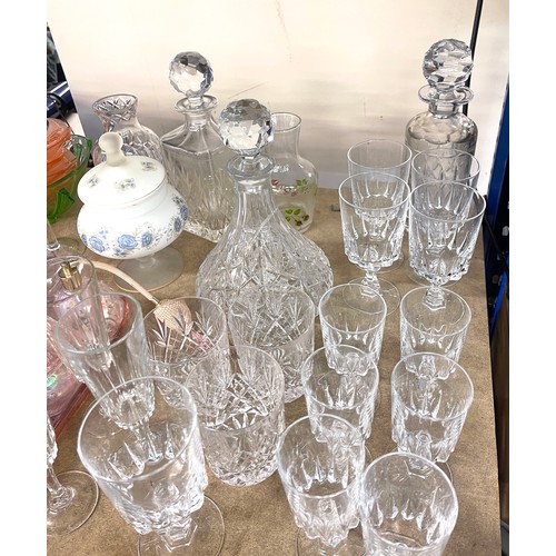 415 - Large selection of glassware to include decanter, drinking glasses, vases etc