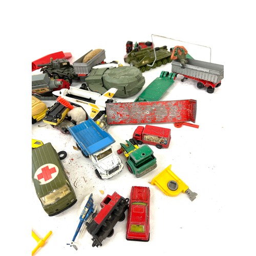 151 - Selection of diecast vehicles includes Corgi, Matchbox etc