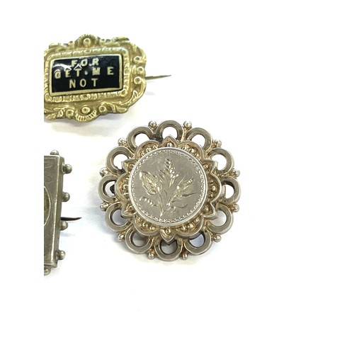 534 - 2 Vintage silver brooches together with a forget me not brooch