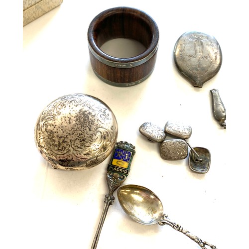 528 - Selection of hallmarked silver items to include spoons, bottle lid, cufflinks total approximate weig... 