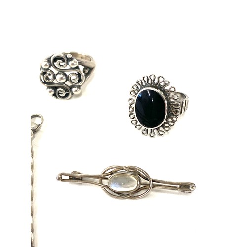 588 - Selection of vintage danish jewellery includes Hugo Grun brooch, Black stone ring Denmark 1960s, KJP... 