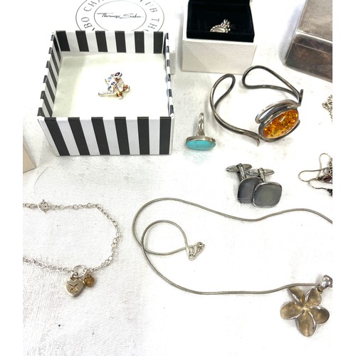 494 - Selection of silver and costume jewellery includes Pandora, Thomas Sabo, silver and amber etc