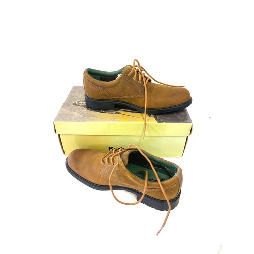 216 - Pair of mens boxed Barbour Arksey shoes size 8, MFO0182BR52