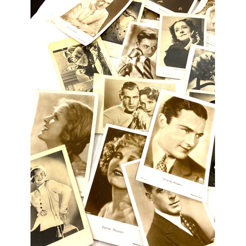 121 - Large selection of vintage movie star postcards to include Evelyn Holt,  Lee Parry, Billy Dove etc