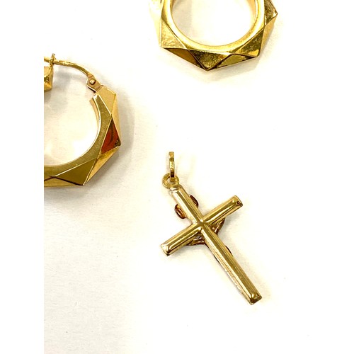 476 - Pair 9ct gold earrings and cross pendant, approximate weight: 3g