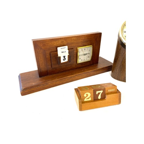 80 - 3 Vintage style mantel clocks, wooden calendar / clock