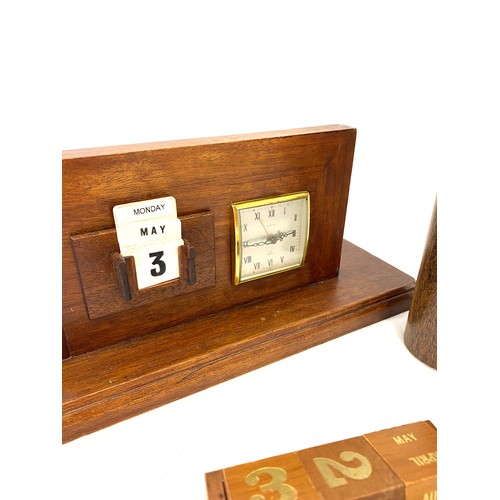 80 - 3 Vintage style mantel clocks, wooden calendar / clock