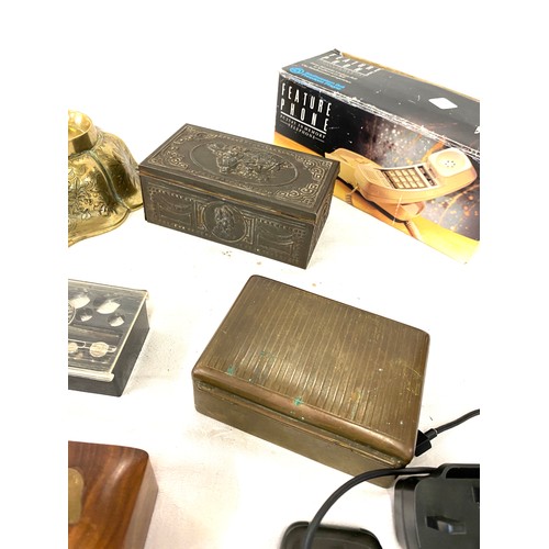 229 - Selection of miscellaneous to include tobacco tin, brass jelly mould etc