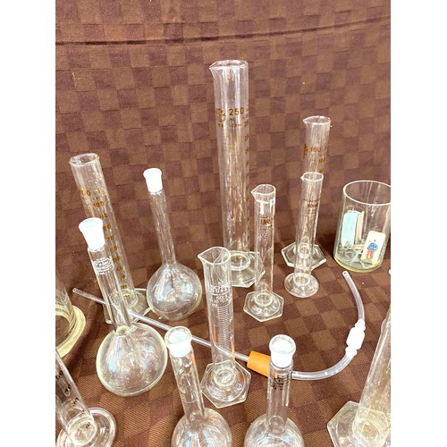 275 - Selection glass test tube / scientific equipment to include Simax etc