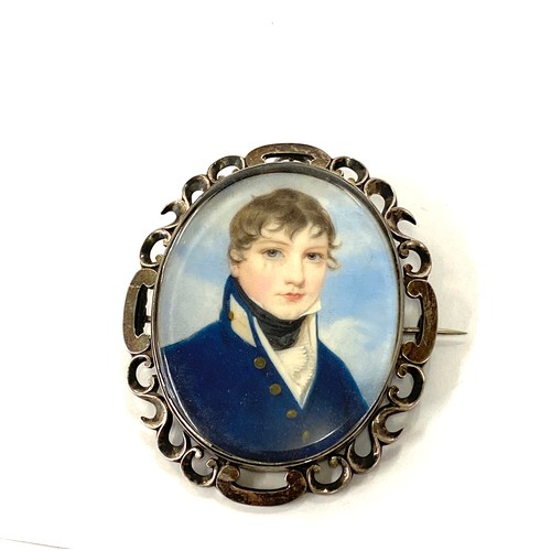 564 - Portrait miniature hand painted - Navel mid-shipman in unmarked silver frame, size approximately 7cm... 