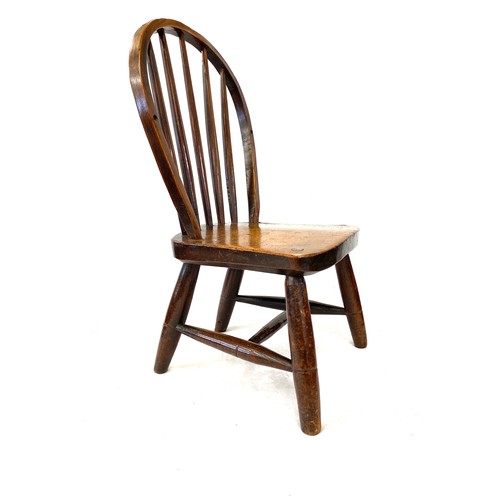 385 - 19th century antique wooden Windsor chair