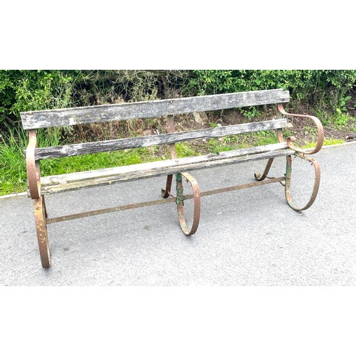 100L - Vintage garden bench, in need of repair, Height 28 inches, Length 72 inches,